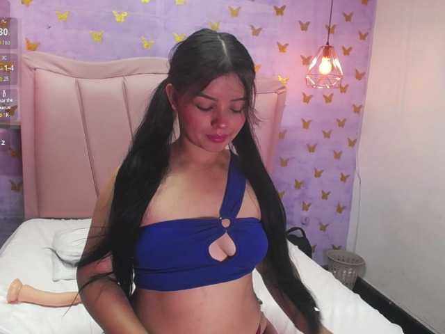 laineystone live cam on BongaCams