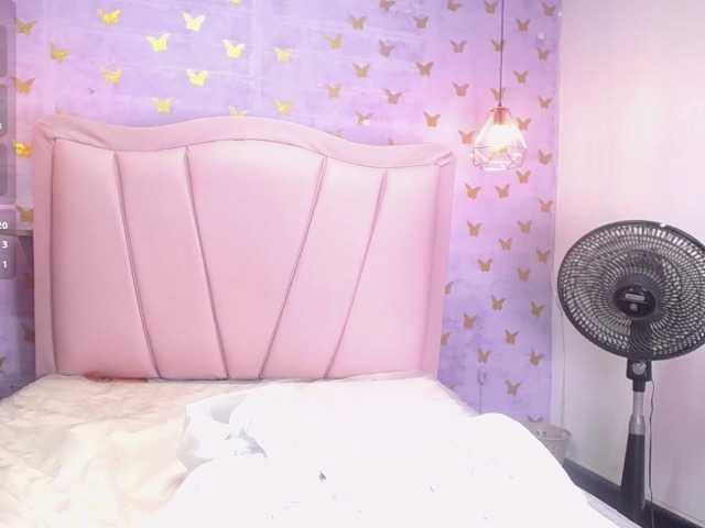 laineystone live cam on BongaCams