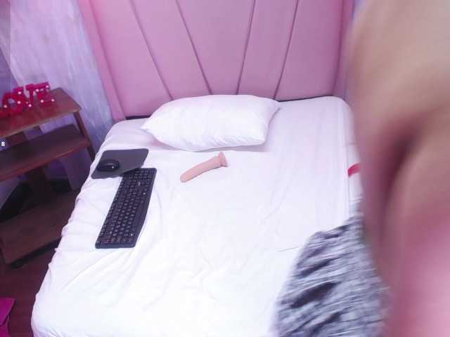 laineystone live cam on BongaCams