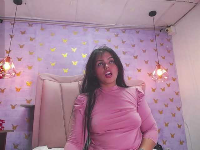 laineystone — live female cam