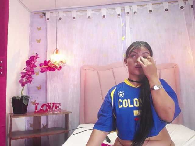 laineystone live cam on BongaCams
