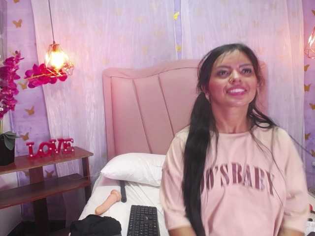 laineystone live cam on BongaCams