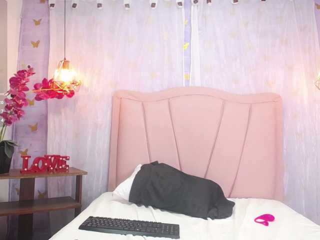 laineystone live cam on BongaCams