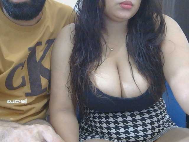 Indiancouple2 live cam preview