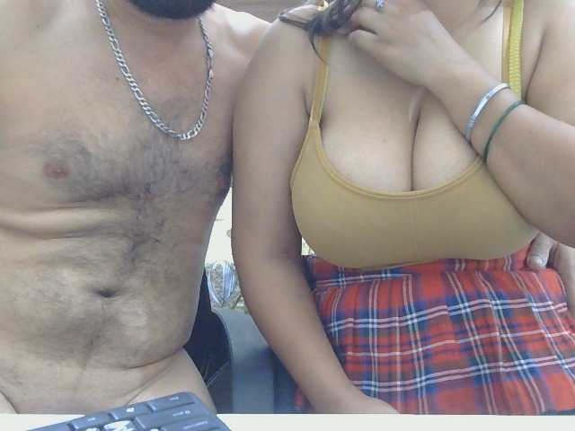 Indiancouple2 live cam on BongaCams