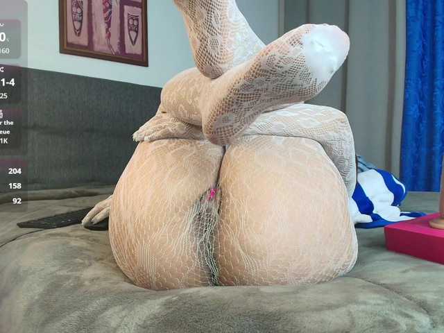 ClarisNoir live cam preview