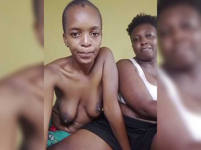 MissLunaa live cam on BongaCams