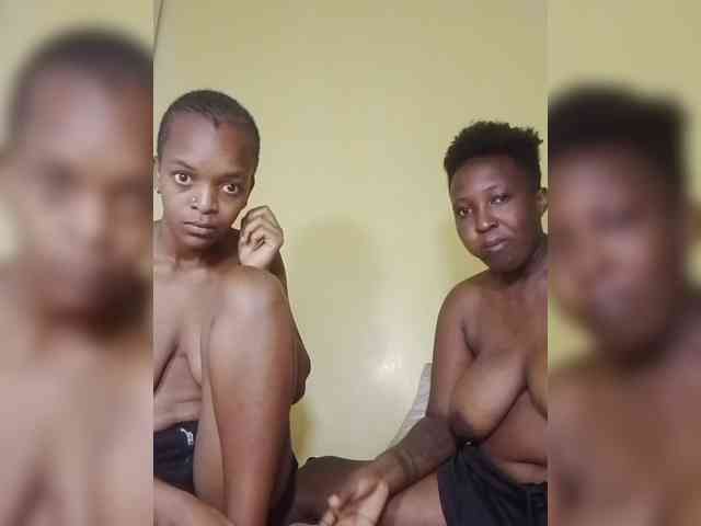 MissLunaa webcam