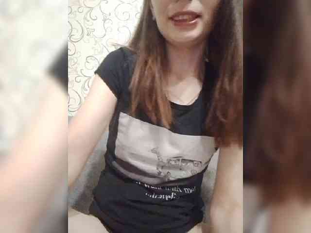 Shurochkaa webcam