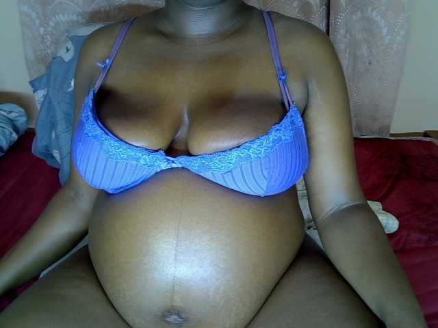 kenyanbunny, live now on BongaCams