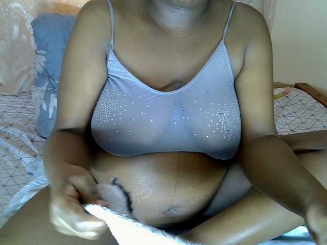 kenyanbunny live cam on BongaCams
