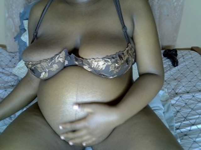 kenyanbunny live cam preview