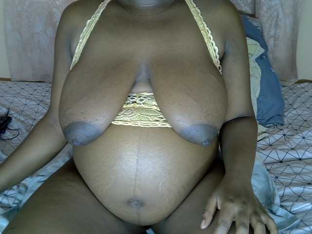 kenyanbunny live cam on BongaCams