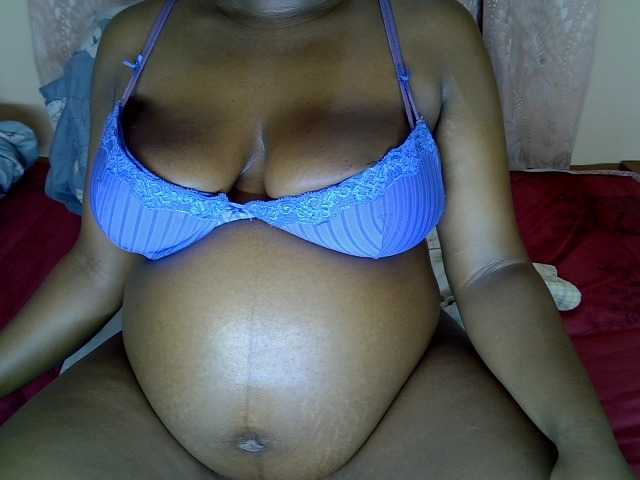 kenyanbunny live cam on BongaCams
