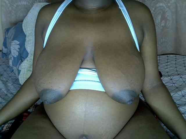 kenyanbunny webcam