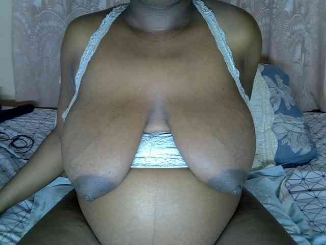 kenyanbunny webcam