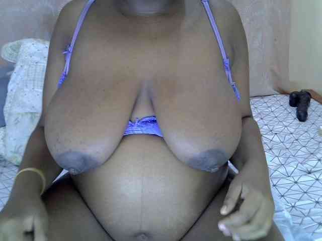 kenyanbunny webcam