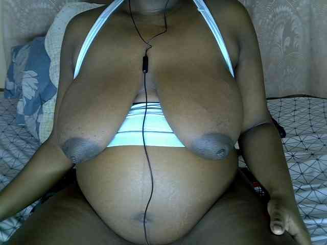 kenyanbunny webcam