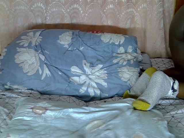 kenyanbunny webcam