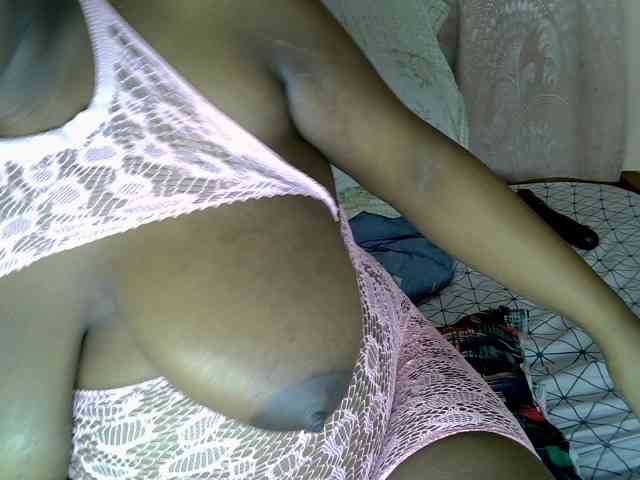 kenyanbunny webcam