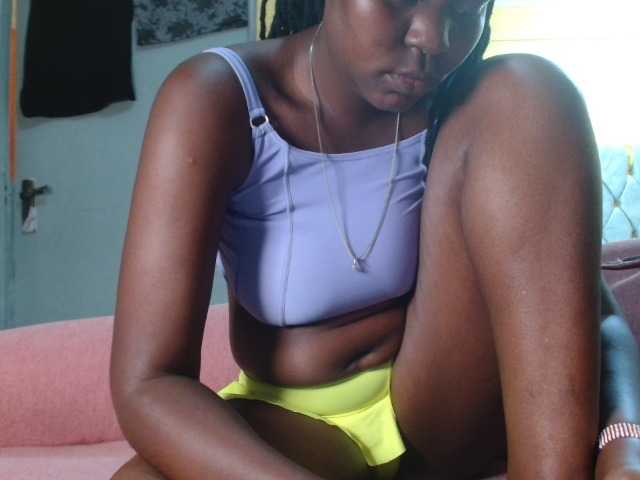 Sugarhub29 webcam bongacams model stream image