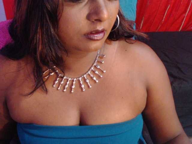 SINFULINDIAN live cam on BongaCams