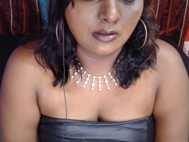 SINFULINDIAN live cam preview