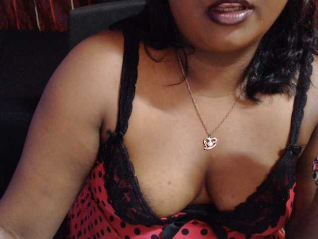 SINFULINDIAN live cam on BongaCams