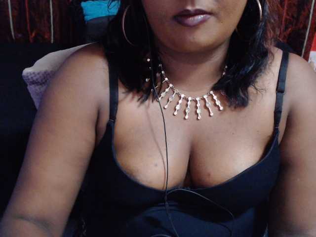 SINFULINDIAN live cam preview