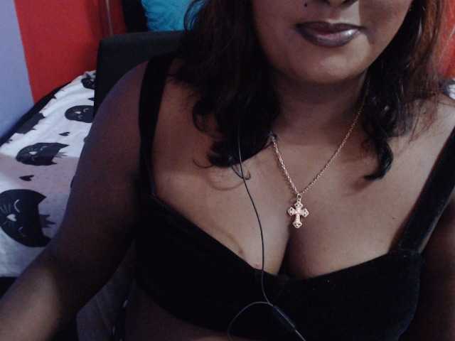SINFULINDIAN live cam on BongaCams