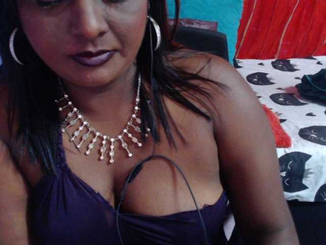 SINFULINDIAN live cam on BongaCams