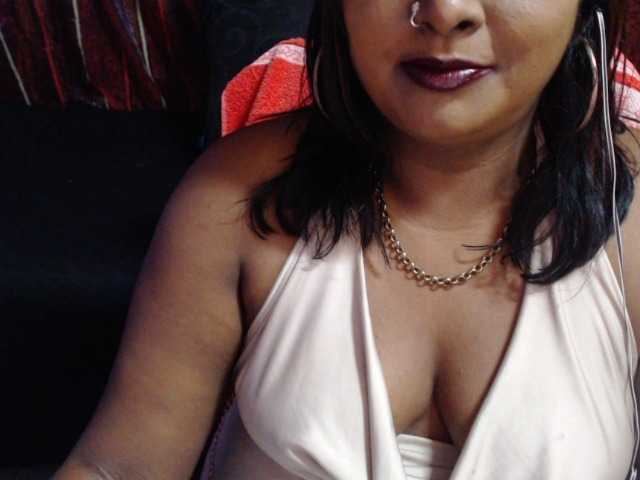 SINFULINDIAN live cam on BongaCams