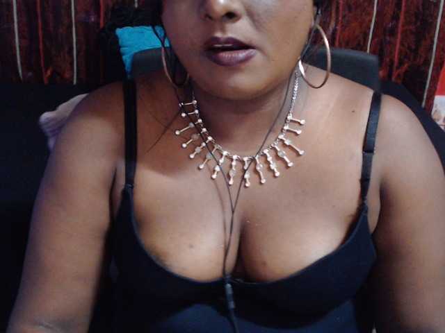 SINFULINDIAN live cam on BongaCams