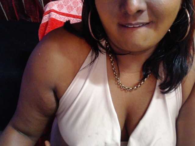 SINFULINDIAN live cam preview