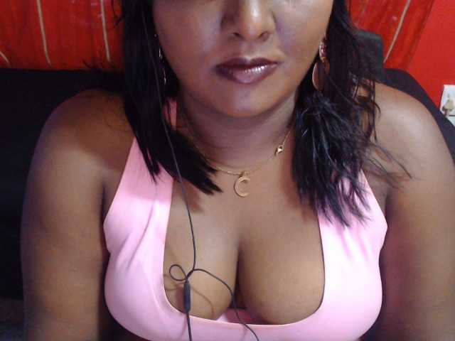 SINFULINDIAN live cam on BongaCams