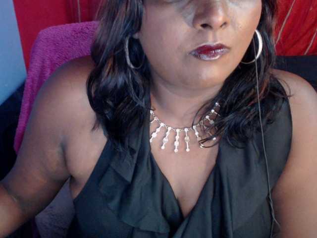 SINFULINDIAN live cam on BongaCams