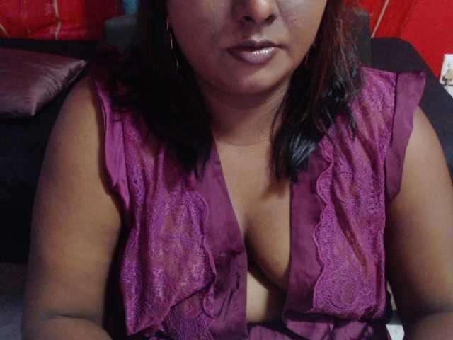 SINFULINDIAN live cam on BongaCams