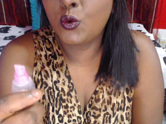 SINFULINDIAN live cam on BongaCams