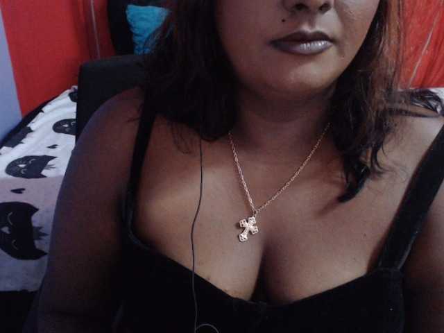 SINFULINDIAN live cam on BongaCams