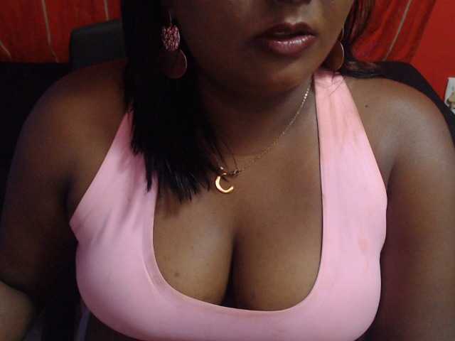 SINFULINDIAN, live now on BongaCams