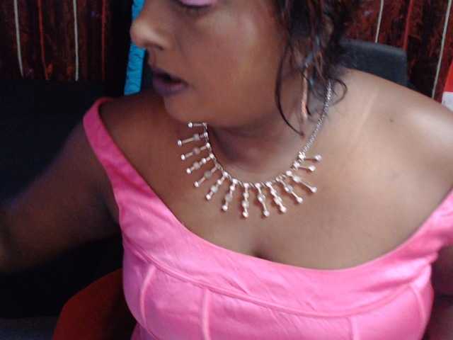 SINFULINDIAN live cam on BongaCams