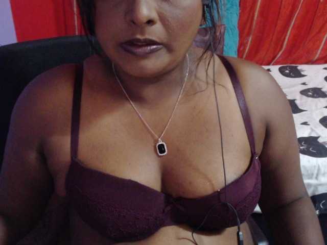 SINFULINDIAN live cam on BongaCams
