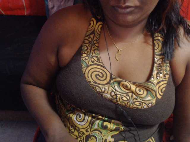 SINFULINDIAN live cam on BongaCams