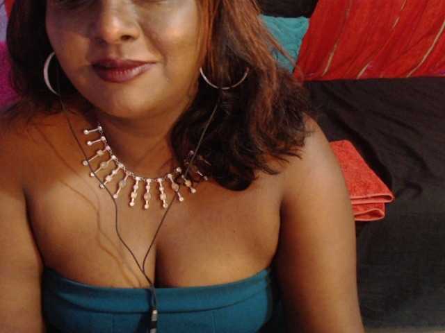 SINFULINDIAN live cam on BongaCams