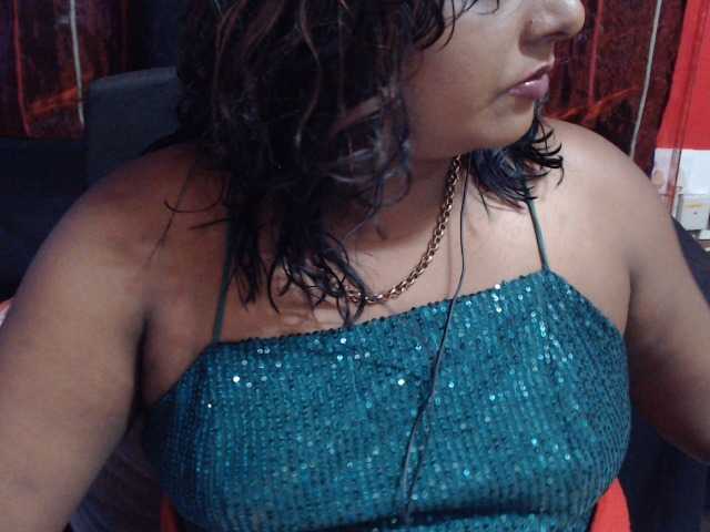 SINFULINDIAN live cam preview