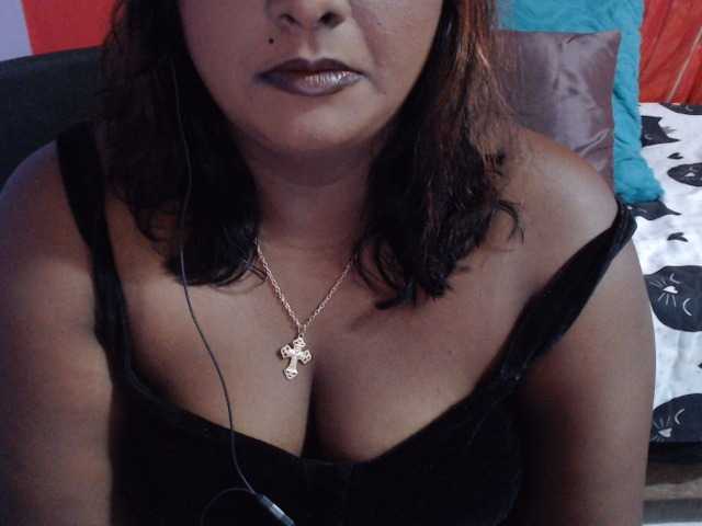 SINFULINDIAN live cam on BongaCams