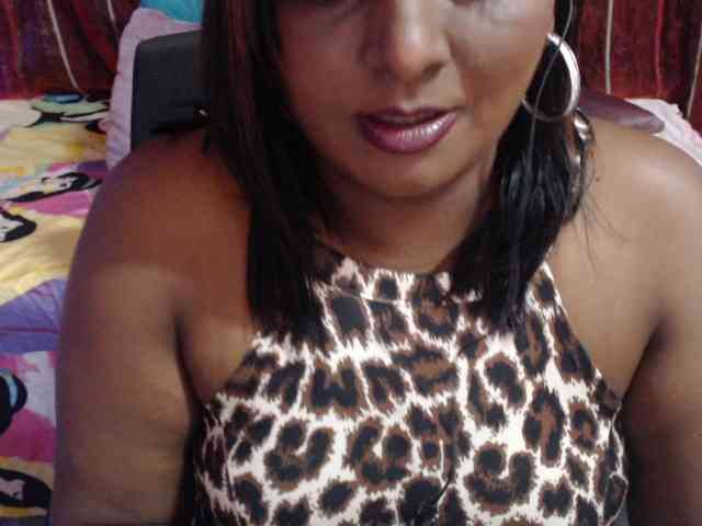 SINFULINDIAN's webcam live show