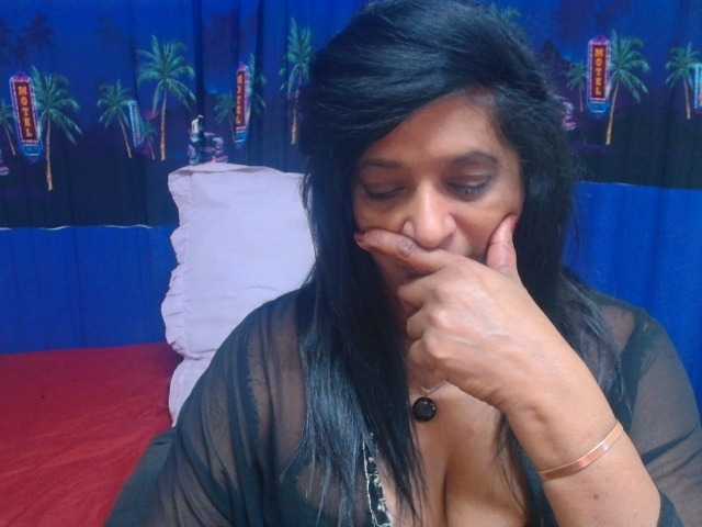 INDIANFUSION786 live cam on BongaCams