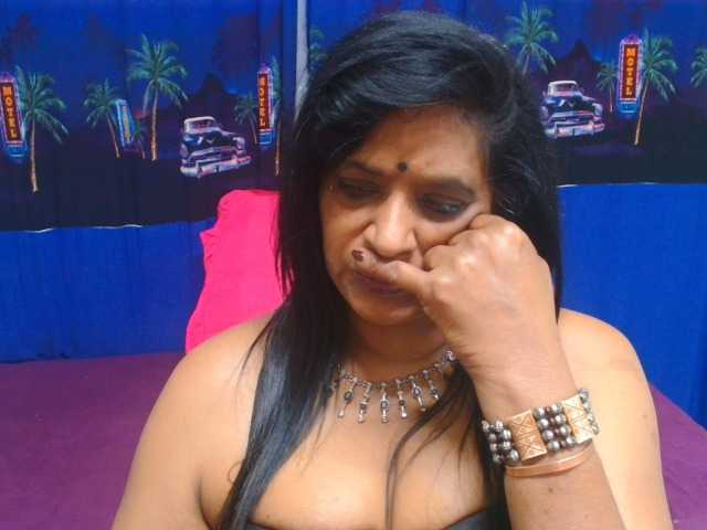 INDIANFUSION786 live cam on BongaCams