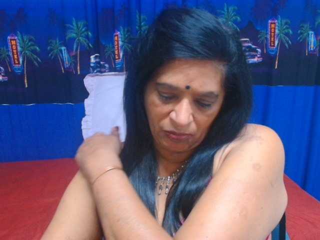 INDIANFUSION786 webcam model